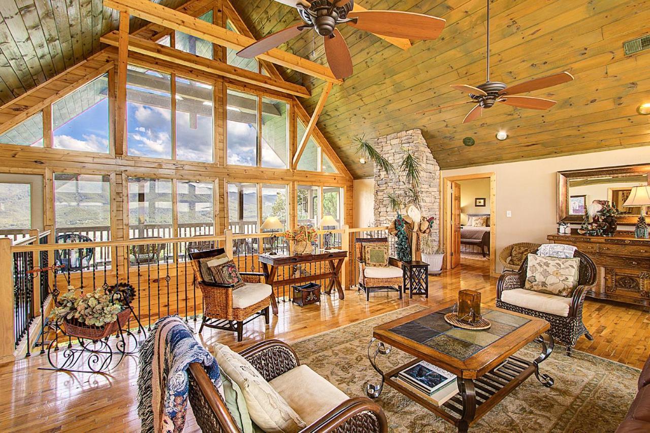 Tanasi Lodge - Reunions, Retreats, Weddings, Family Getaways Sevierville Εξωτερικό φωτογραφία